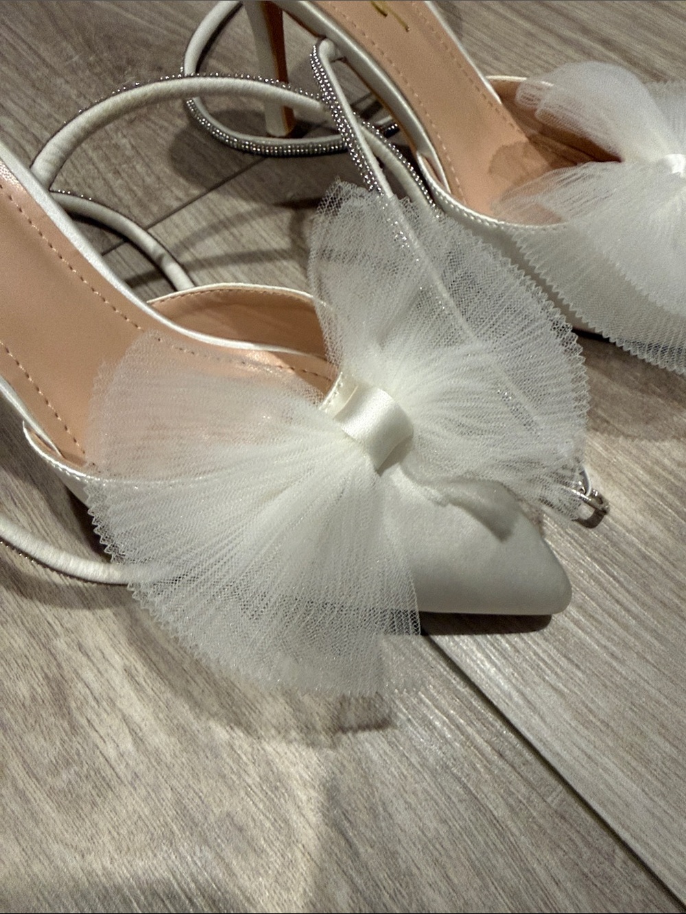 Lulu’s Lelanne Satin shoes size 7 - Picture 4 of 7
